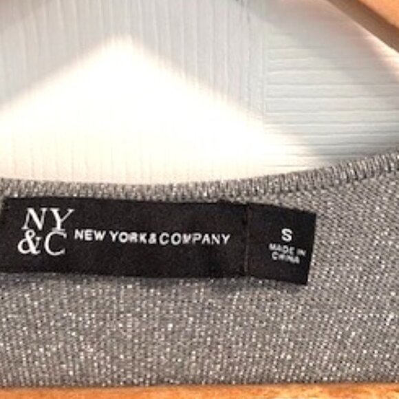 NY&Co Silver/Gray Metallic Sweater, Size Small - Picture 5 of 6